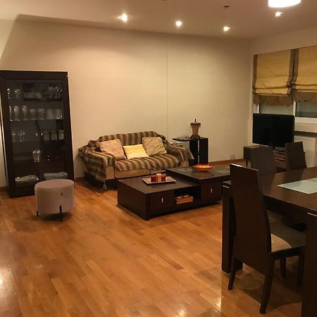 Τεσσαρι Στον Ναυτικο Ομιλο Χiου Apartment Chios Town Bagian luar foto